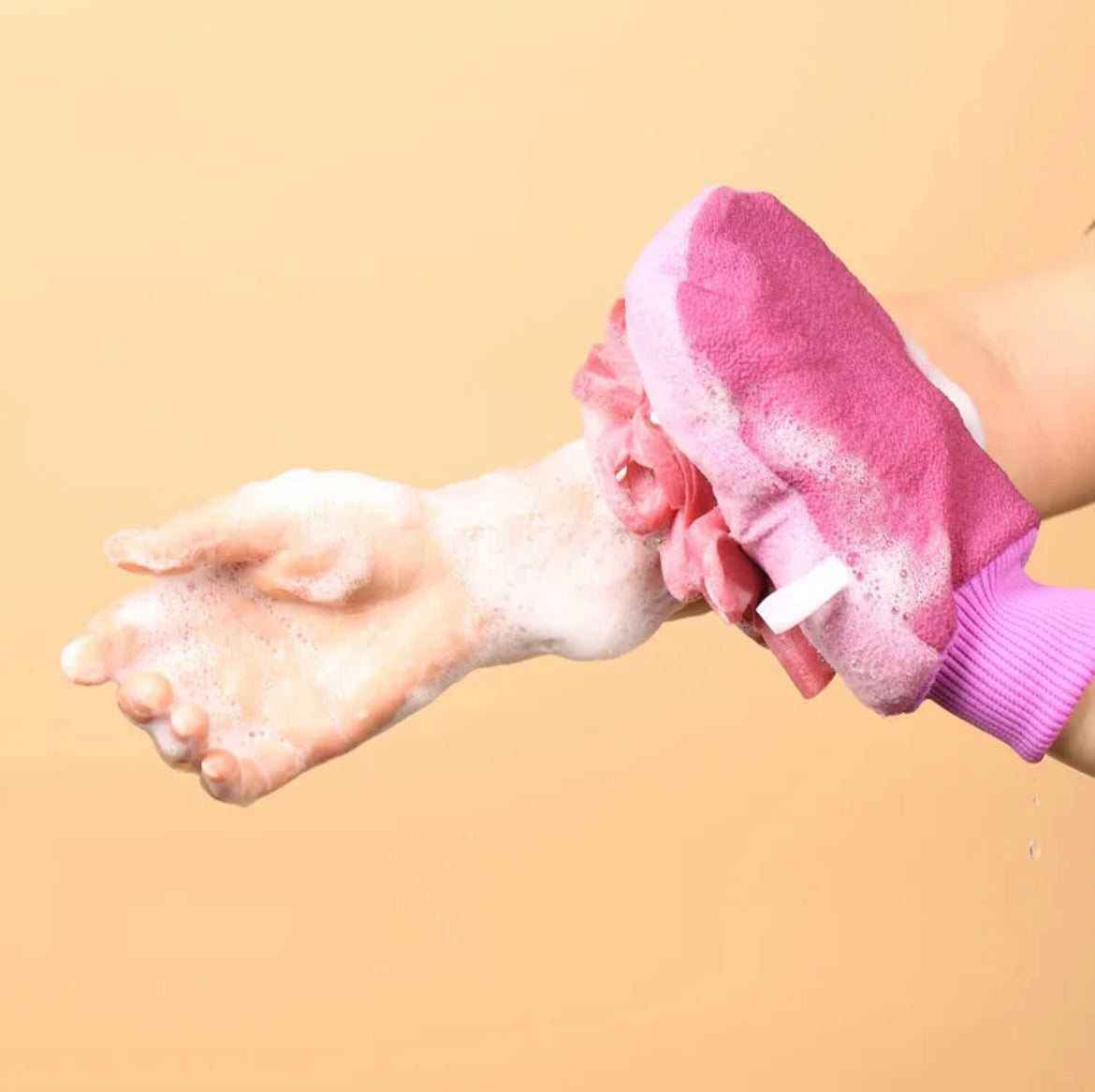 Gant Magique 2en1 : Exfoliation et Douche - Helgy Cosmetics